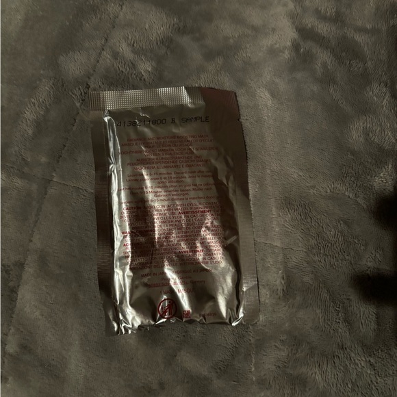 Red and Silver Skincare Mask Set - Picture 9 of 11